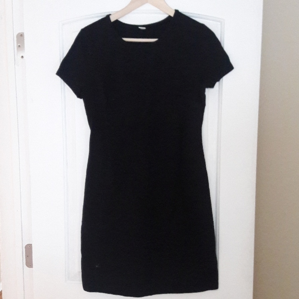 Black Old Navy dress